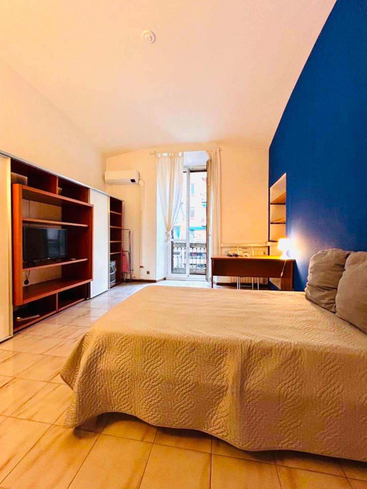 Center Equipped In The Heart Navigli District Apartment Mailand